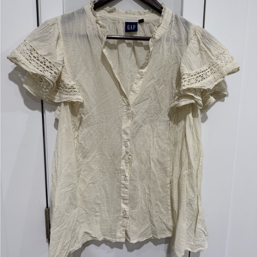 GAP Cream Flutter Sleeve Ruffled Blouse